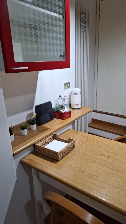 Historic Center - With 2 Single Beds Appartement Bologna Buitenkant foto