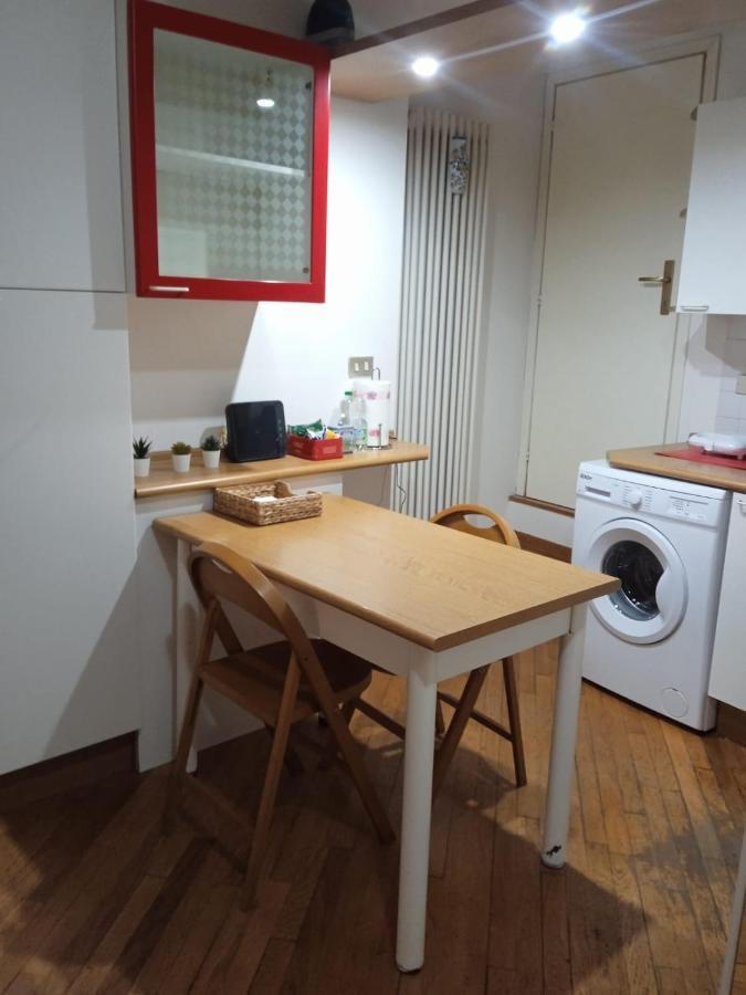 Historic Center - With 2 Single Beds Appartement Bologna Buitenkant foto