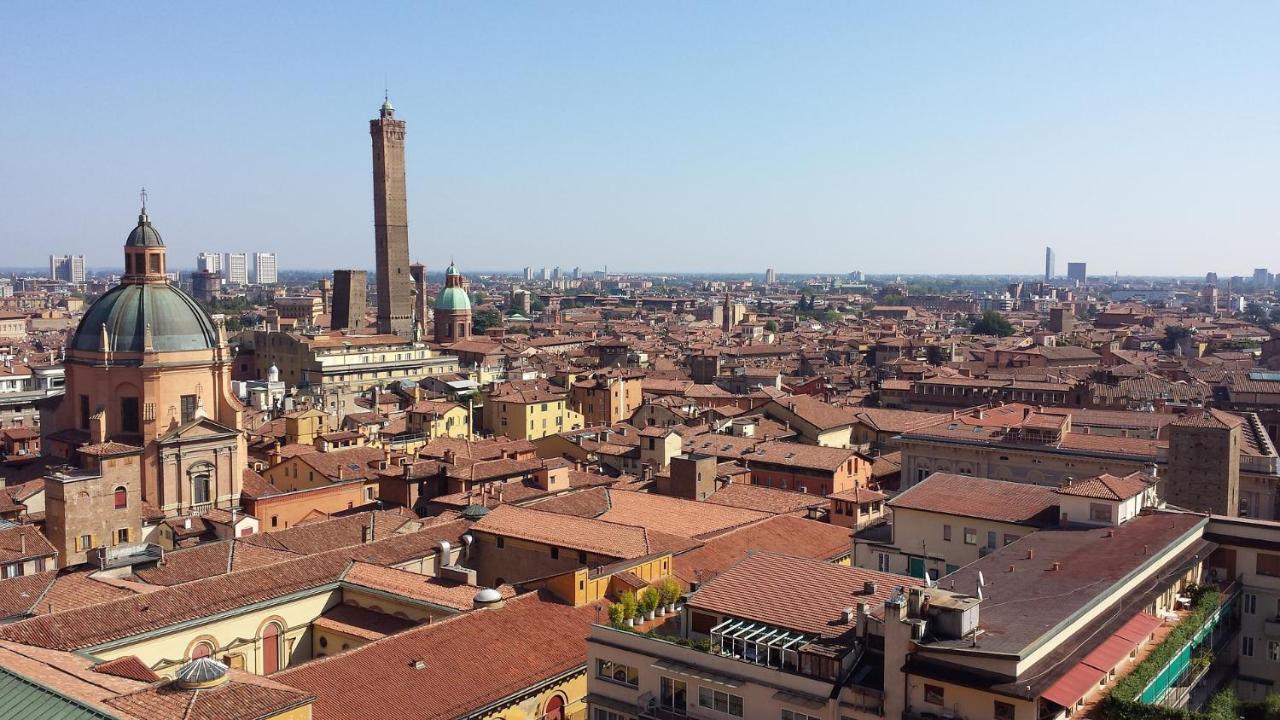 Historic Center - With 2 Single Beds Appartement Bologna Buitenkant foto