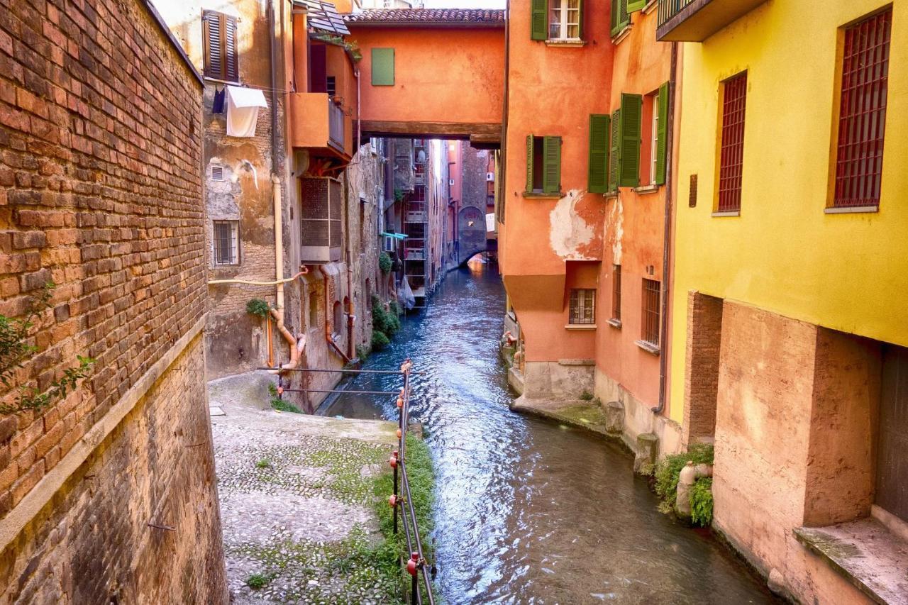 Historic Center - With 2 Single Beds Appartement Bologna Buitenkant foto